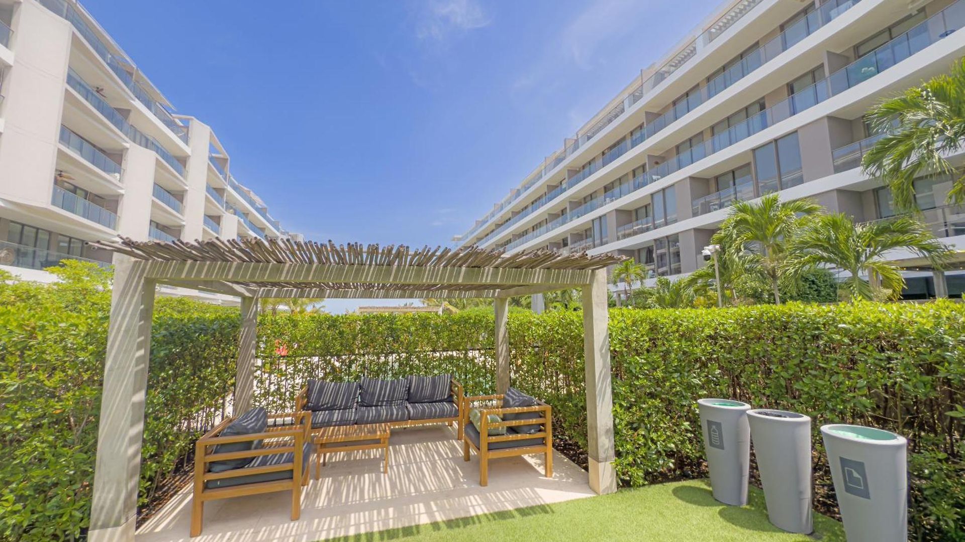 Suítes Morros Eos - Acceso Directo A La Playa Apartahotel 4*